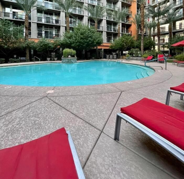 Loft Living Downtown At Its Best! Very Spacious Phoenix Exterior foto